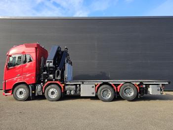 FH 16.650 8x4 / HIAB 105 t/m CRANE / KRAN